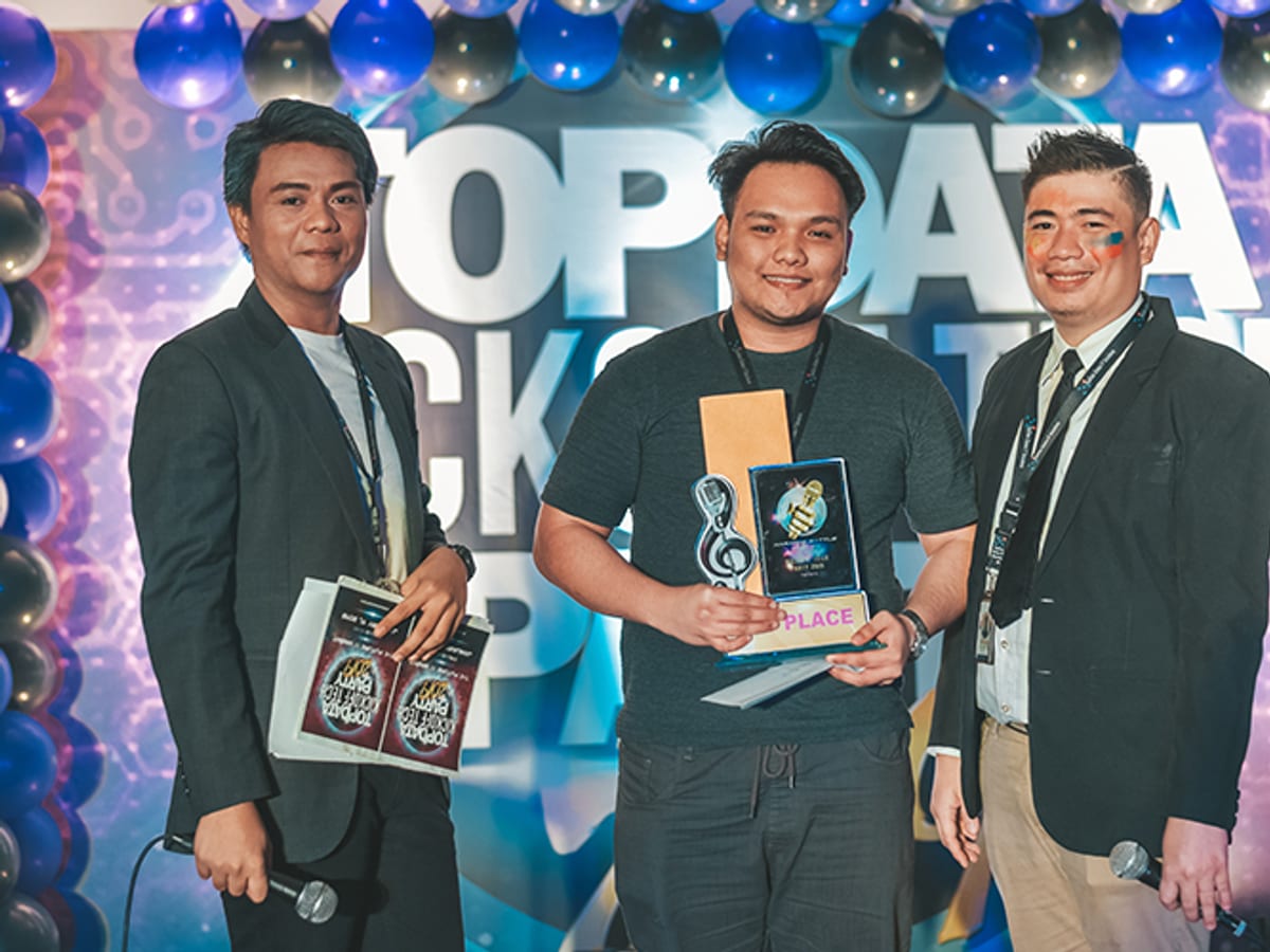 TopData staff being recognized